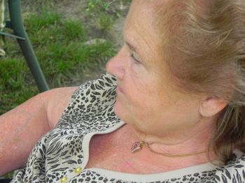 Family Picnic Mama